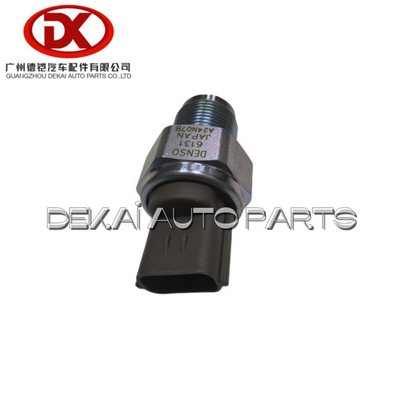 Motor 4HK1 6HK1 6UZ1 6WG1 Ekskavator Parçaları Basınç Algılayıcı 8981197900