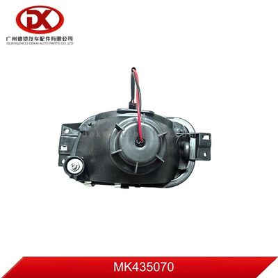 MITSUBISHI E-3/4 MK435070 için uygun sağ sis lambası