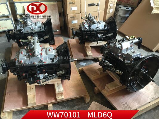Düğme Kutusu Montajı MLD6Q ISUZU 700P/4HK1 FTR/FVR 6HK1 Kamyon Parçaları WW70101
