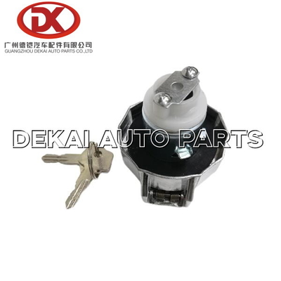 NHKR ISUZU Kamyon Parçaları Metal Yakıt Deposu Kapağı 8970956862 8979948211